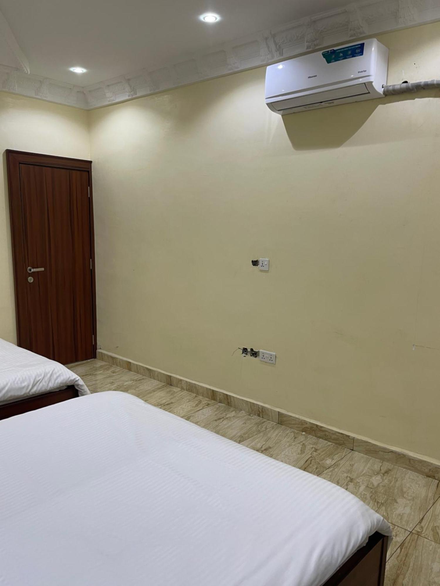 Hotel Pilgrim Place Rubuchi Esterno foto